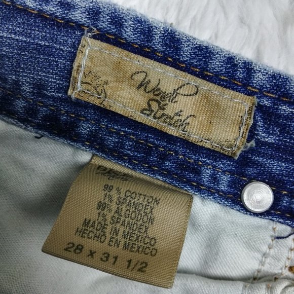 BKE Womens Jeans Wendi Boot Cut Blue Denim Distressed Medium Wash Stretch 28 - Picture 13 of 13